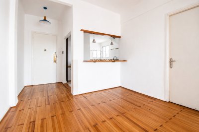 Venta apartamento tres dormitorios 2 baños en Cordón