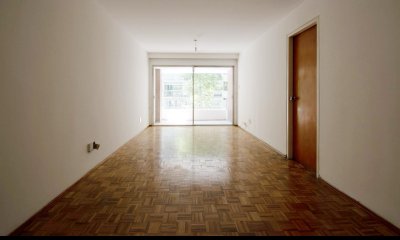 Venta apartamento 2 dormitorios en Pocitos con garaje