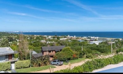 Venta de apartamento 2 dormitorios en suite y terraza con jacuzzi- Punta Ballena