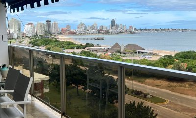 Espléndido semipiso 4 dorm. y servicio frente al mar en la Mansa - Tequendama