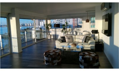APARTAMENTO A LA VENTA CON VISTA AL PUERTO 6 dormitorios