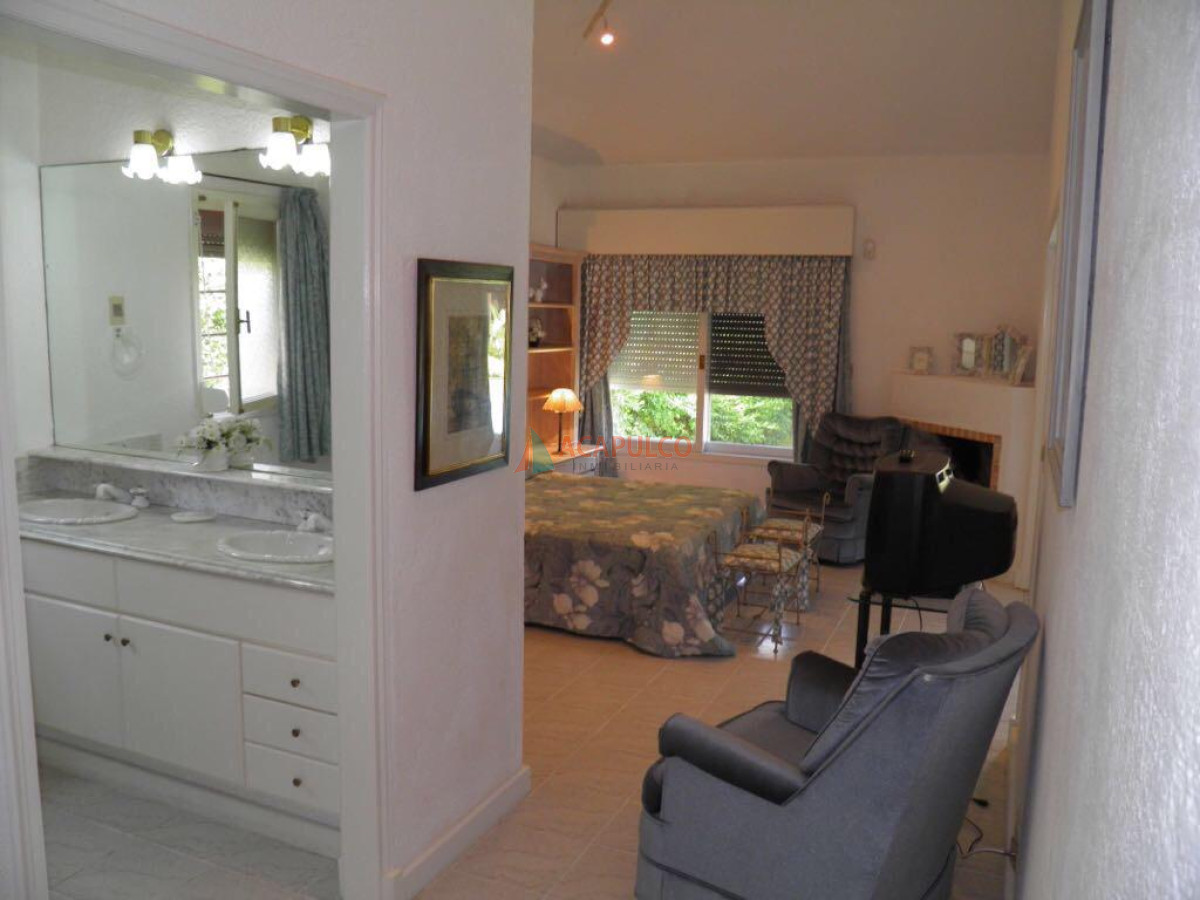 Casa ID.2721 - Casa en San Rafael, 4 dormitorios 