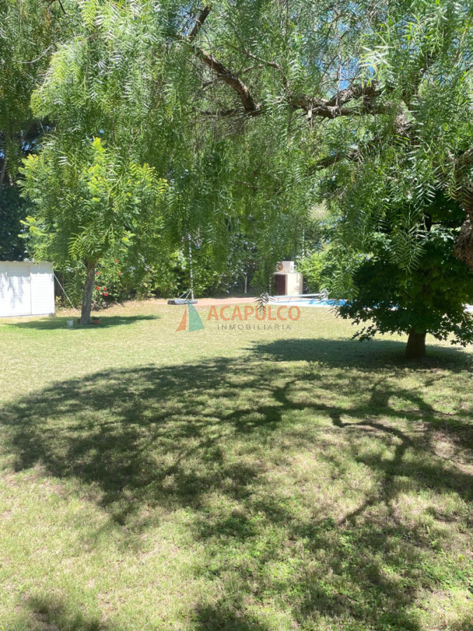 Casa ID.3292 - IMPECABLE  -BARRIO PRIVADO - 6 DORMITORIOS