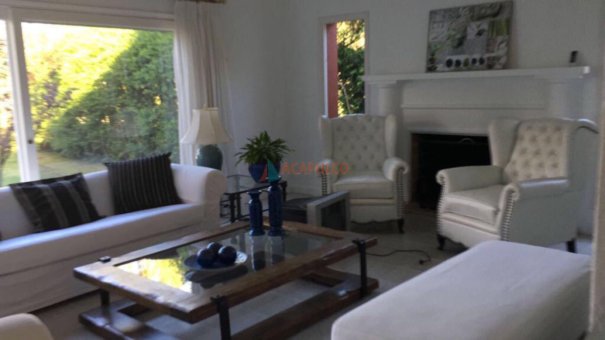 Casa ID.2721 - Casa en San Rafael, 4 dormitorios 