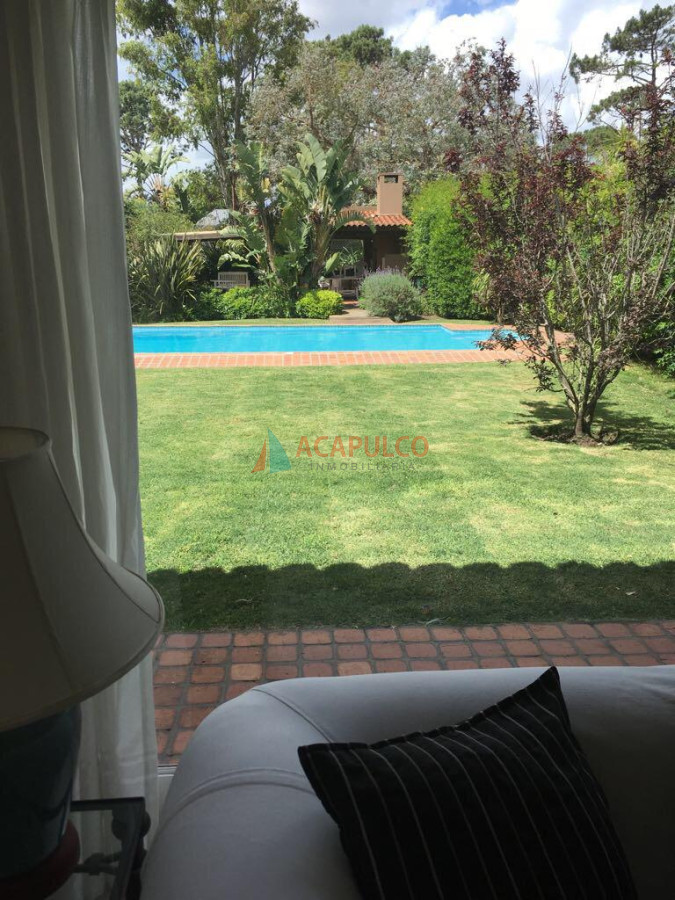 Casa ID.2721 - Casa en San Rafael, 4 dormitorios 