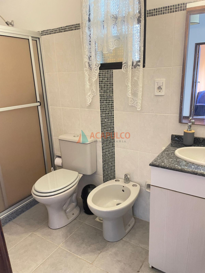 Casa ID.3292 - IMPECABLE  -BARRIO PRIVADO - 6 DORMITORIOS