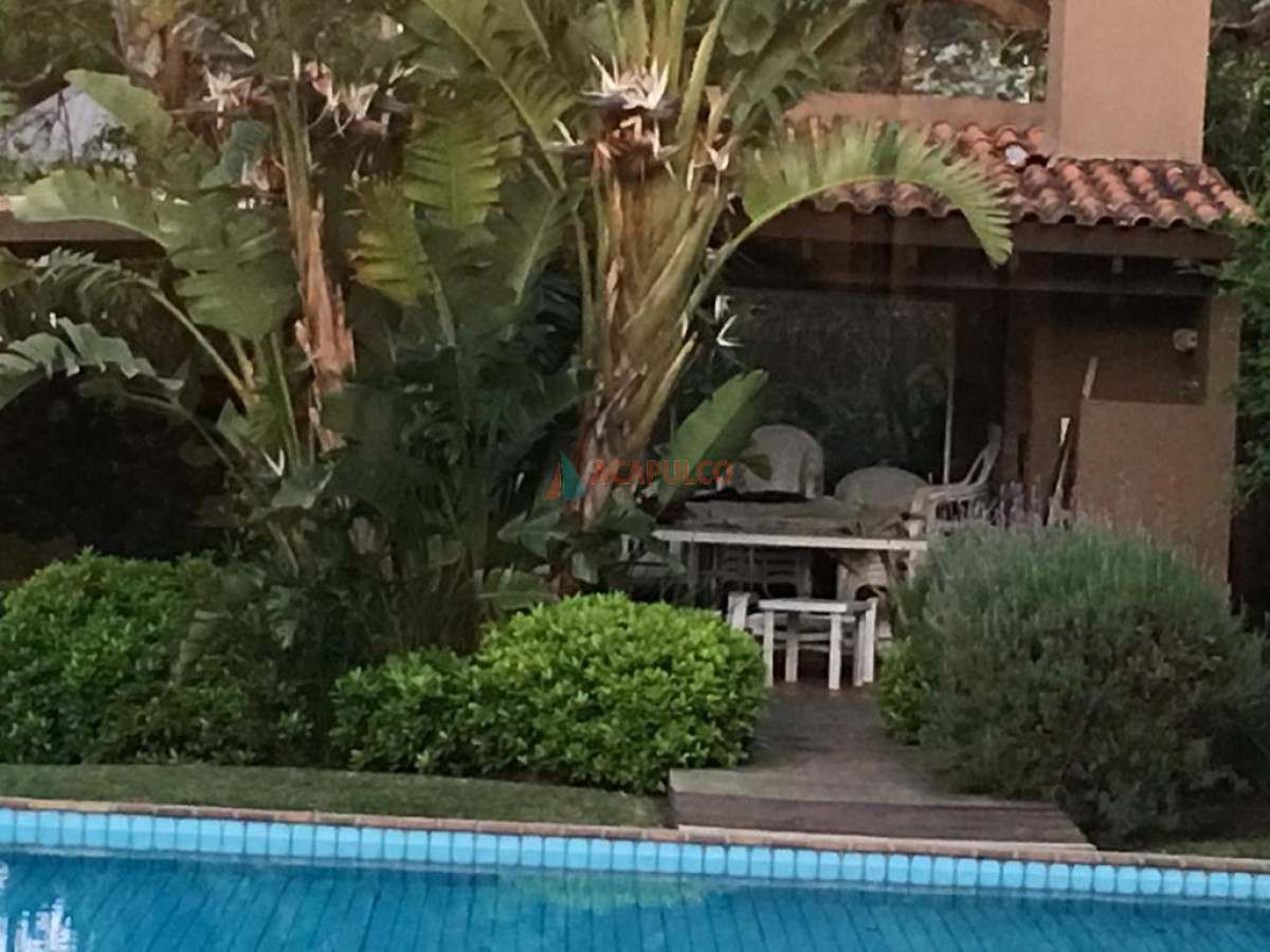 Casa ID.2721 - Casa en San Rafael, 4 dormitorios 