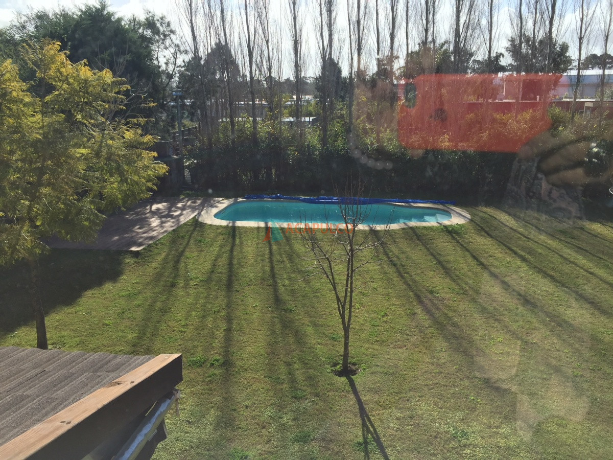 Casa ID.3292 - IMPECABLE  -BARRIO PRIVADO - 6 DORMITORIOS