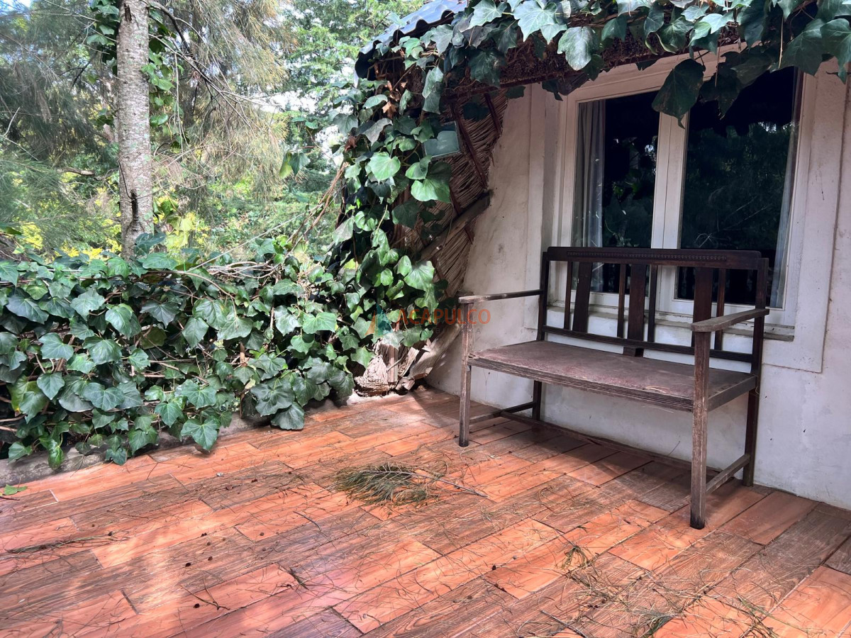 Casa Ref.4722 - HERMOSO CHALET EN PINARES DE 4 DORMITORIOS CON PISCINA