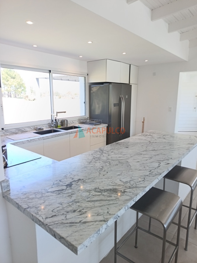 Casa ID.6335 - CASA EN VENTA BARRIO PRIVADO LA BARRA