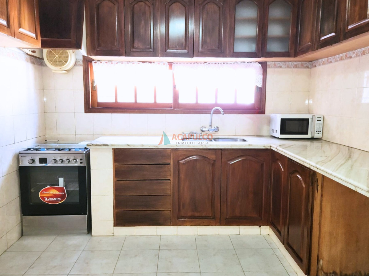 Casa Ref.6308/Casa-con-piscina-y-jacuzzi-a-1-cuadra-de-la-playa-Parada-25-de-la-Mansa - Casa con piscina y jacuzzi a 1 cuadra de la playa Parada 25 de la Mansa