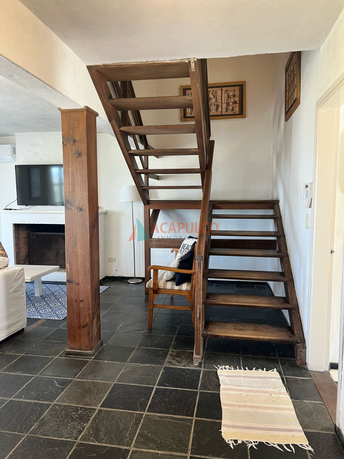 Apartamento ID.4702 - Casa en venta en La Barra frente al Mar 