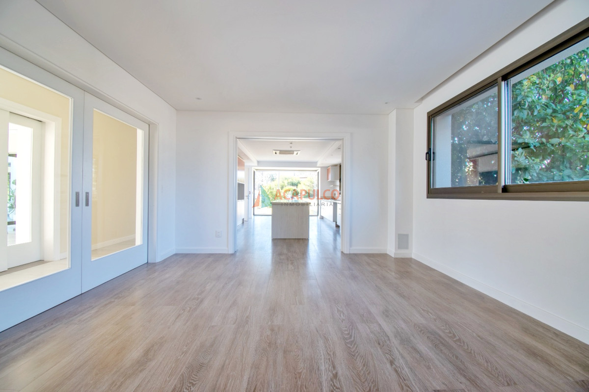 Casa ID.6184 - Venta Casa Barrio Privado  4 dormitorios, barbacoa cerrada, piscina climatizada, jacuzzi, sauna y gimnasio