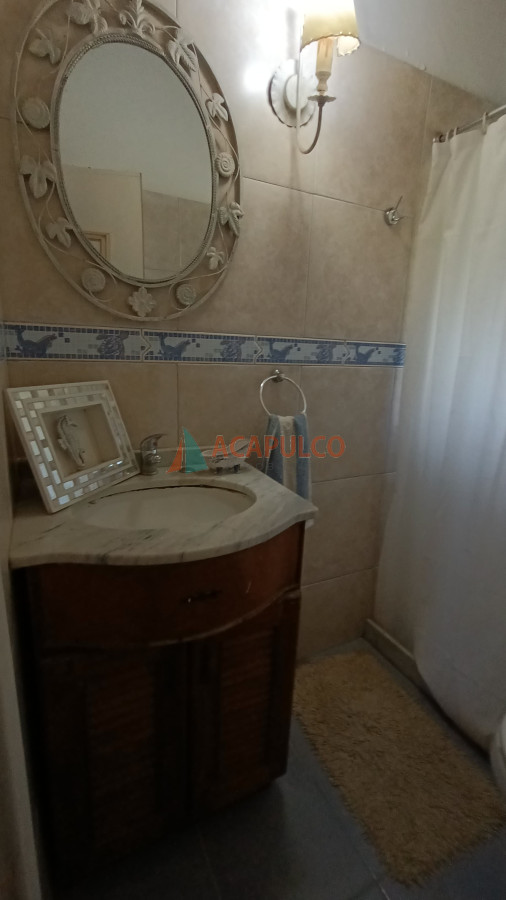 Casa Ref.2443 - Casa en Balneario Buenos Aires, 4 dormitorios 