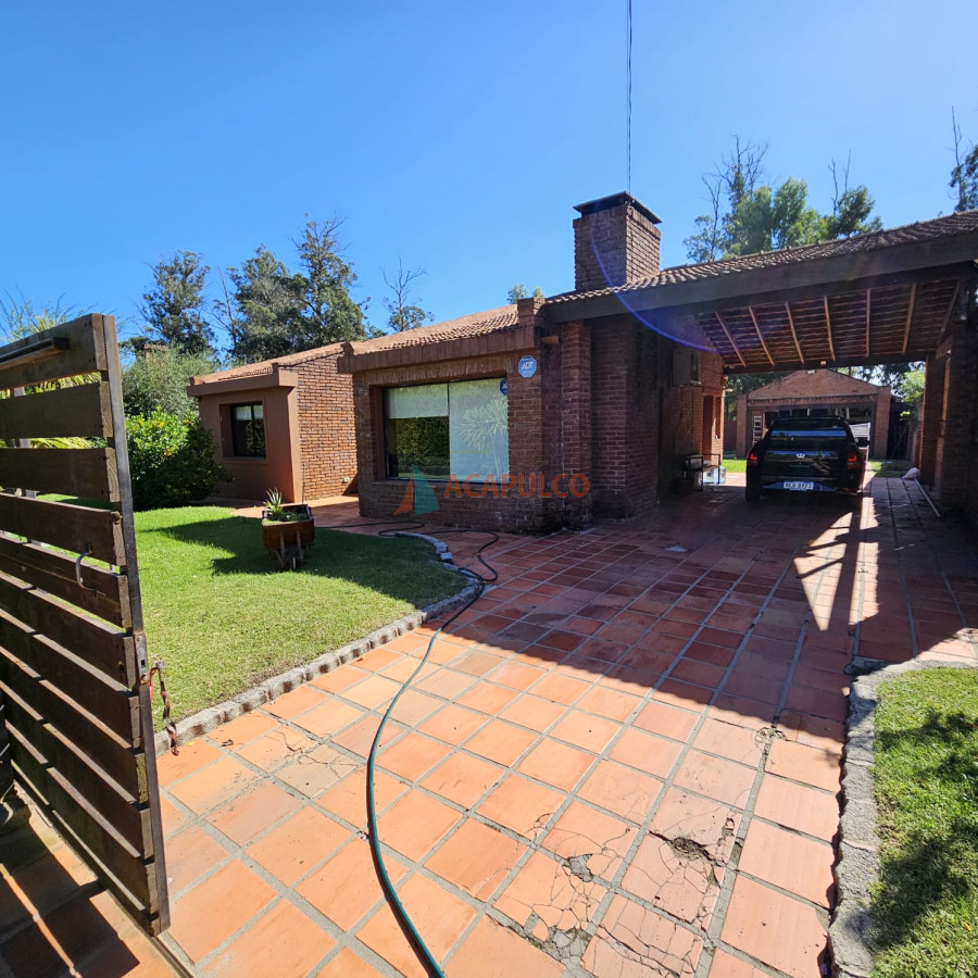 Casa Ref.2564/Casa-en-Jardines-de-Cordoba,-3-dormitorios-* - Casa en Jardines de Cordoba, 3 dormitorios *