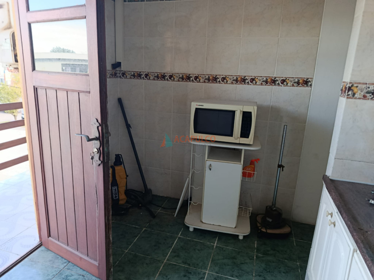 Casa ID.6463 - VENDE CASA EN LA MANSA ! IDEAL INVERSOR!! ZONA TRANSITADA