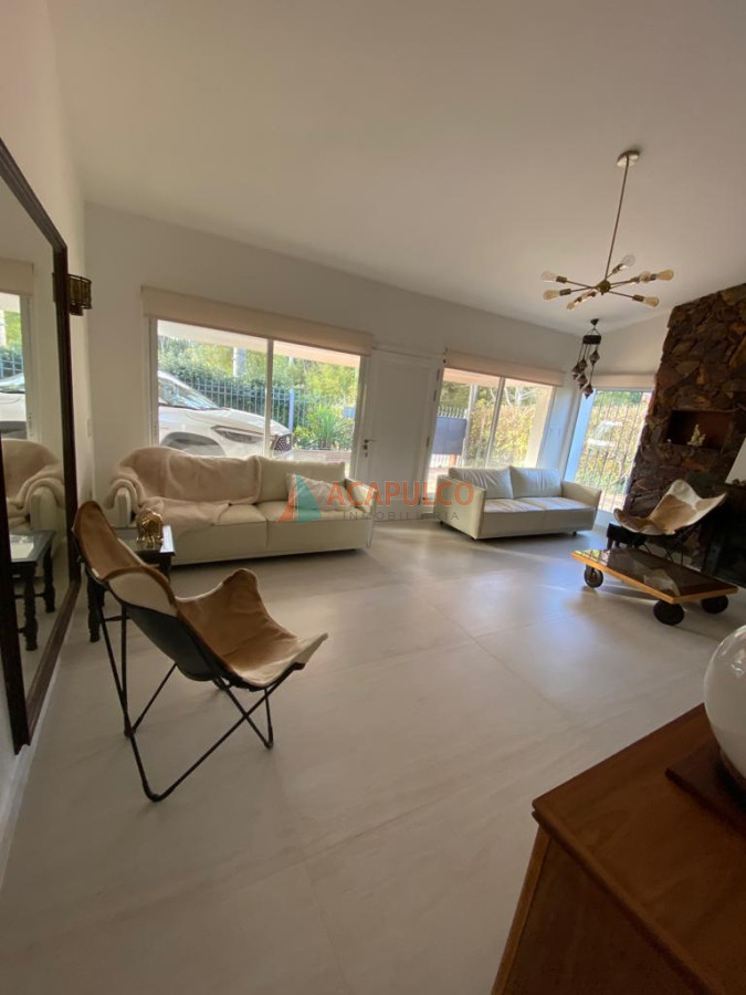Casa Ref.2543/EXCELENTE-ZONA-MANSA,-A-300-MTS-DEL-MAR. - EXCELENTE ZONA MANSA, A 300 MTS DEL MAR.