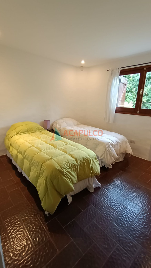 Casa Ref.2330 - CASA EN ALQUILER ZONA PINARES A 500 METROS DEL MAR