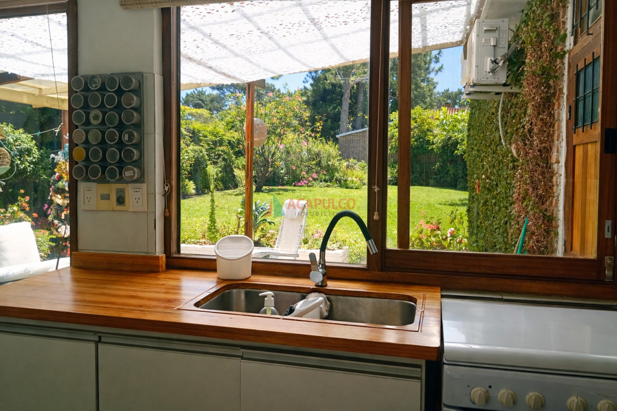 Casa ID.2446 - CASA EN PINARES A 300 METROS DEL MAR