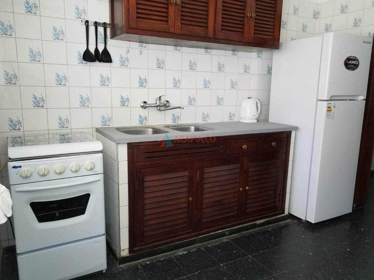 Casa Ref.3381/REF:.-3381---MANSA-PARADA-24-A-UNAS-10-CUADRAS-DEL-MAR-DISPONIBLE-A-PARTIR-DEL-07/01-A-LA-TARDE - REF:. 3381 - MANSA PARADA 24 A UNAS 10 CUADRAS DEL MAR DISPONIBLE A PARTIR DEL 07/01 A LA TARDE