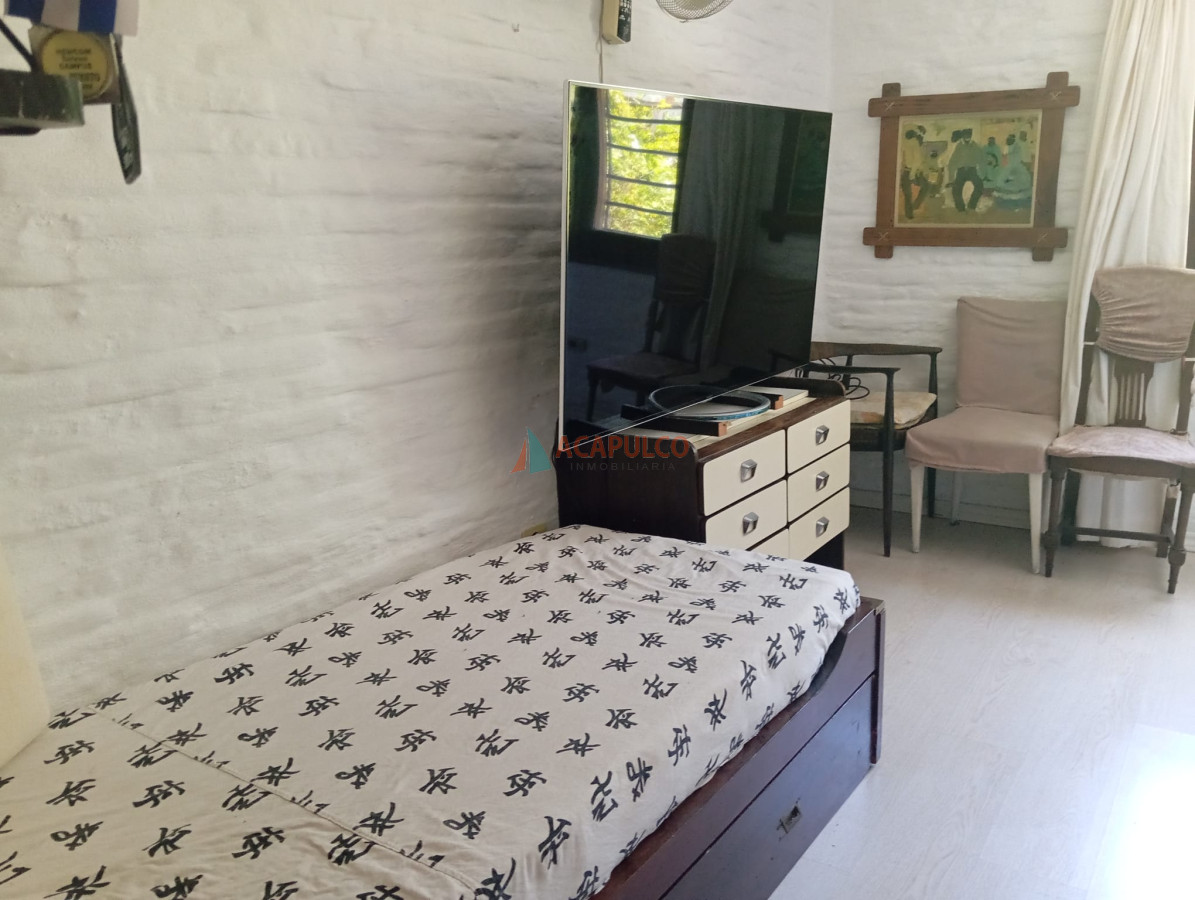Casa Ref.2446 - CASA EN PINARES A 300 METROS DEL MAR - 4 dormitorios 3 baños y parque con Parrillero