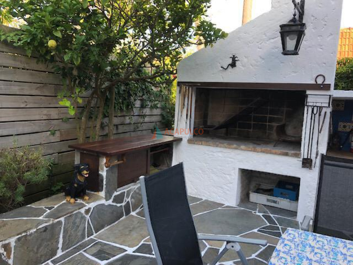 Casa ID.2044 - Casa en Mansa, 6 dormitorios  - piscina climatizada