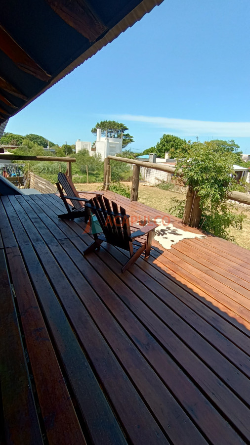Casa Ref.2443 - Casa en Balneario Buenos Aires, 4 dormitorios 