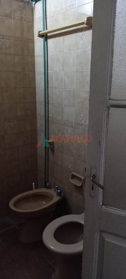 Apartamento ID.4741 - Casa + 8 Apartamentos Venta - Salto Centro 