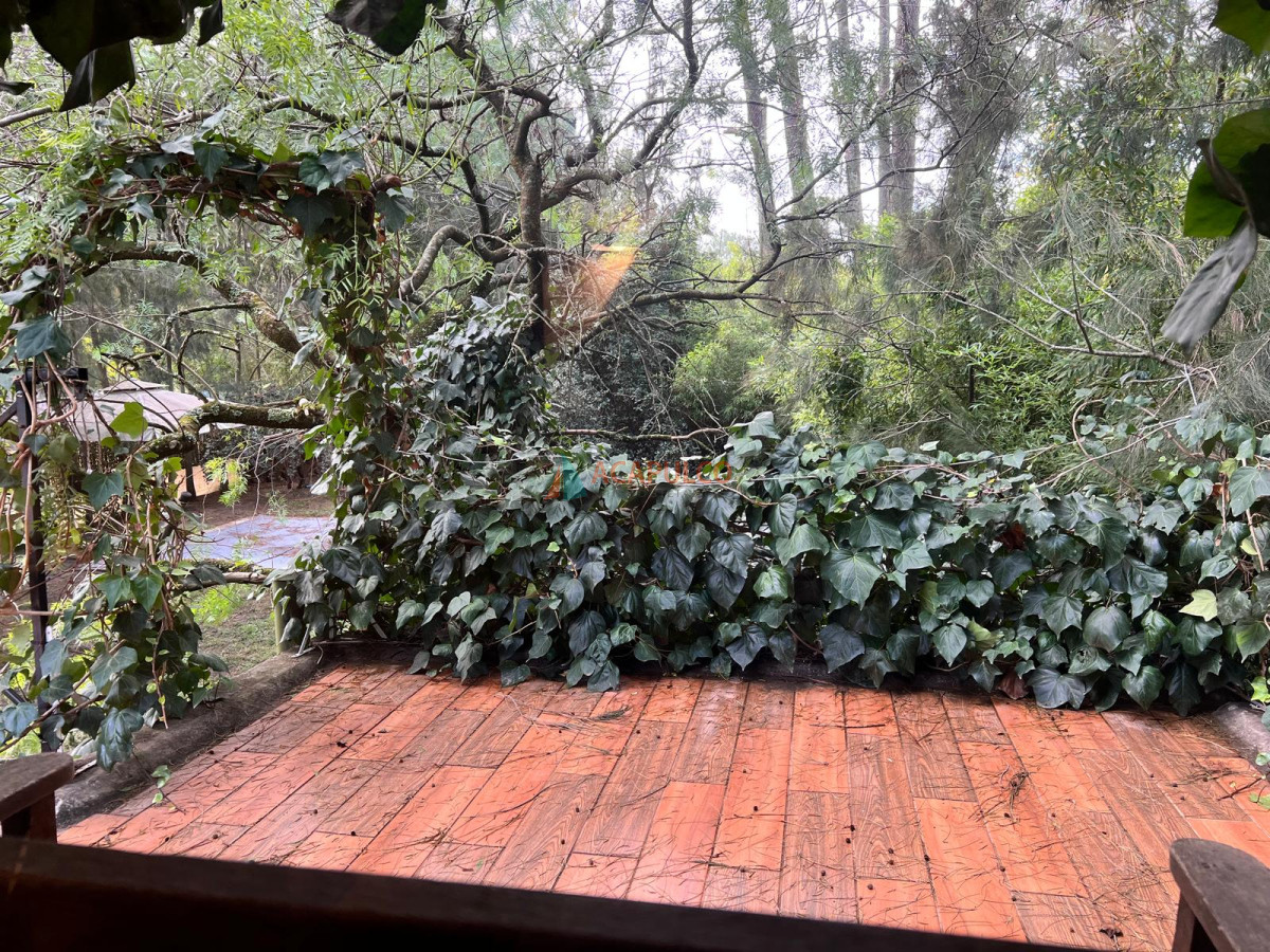 Casa Ref.4722 - HERMOSO CHALET EN PINARES DE 4 DORMITORIOS CON PISCINA