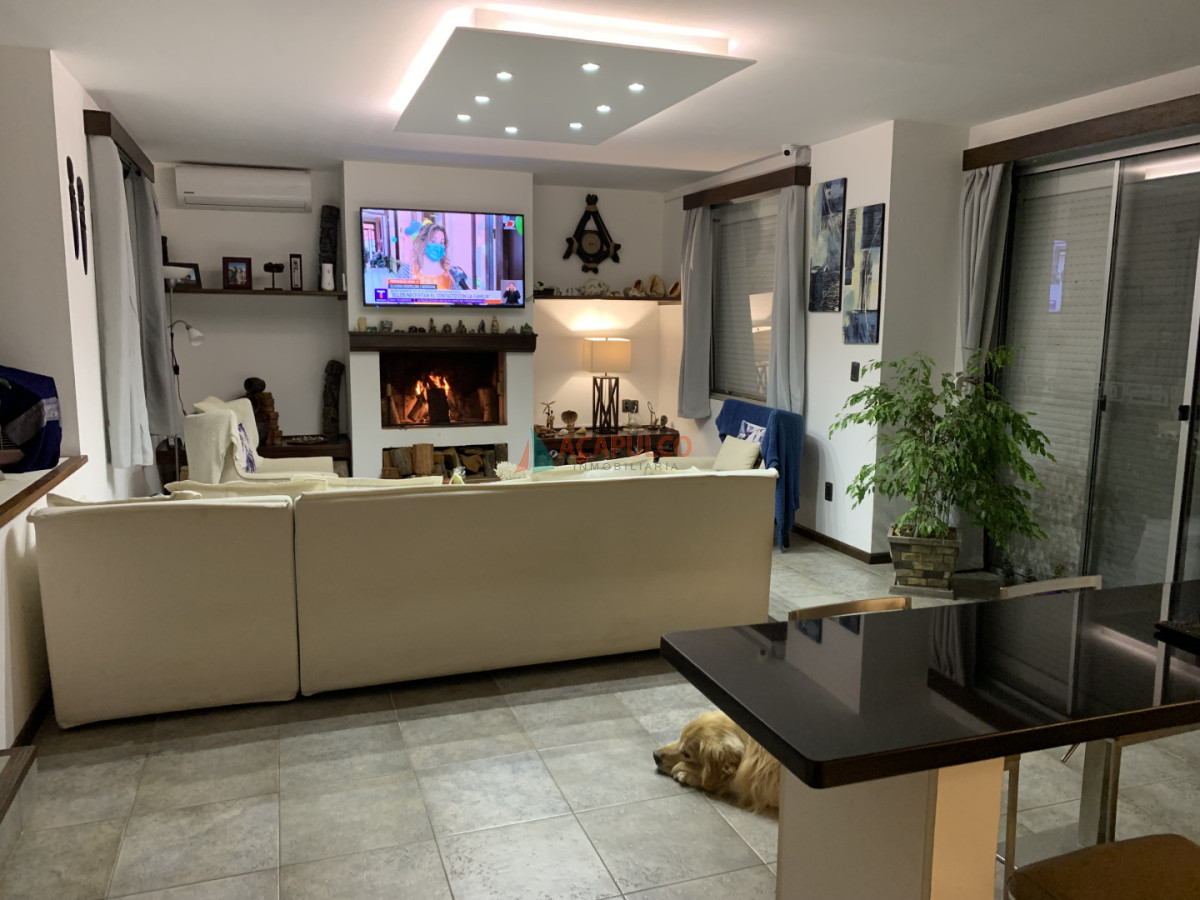 Casa ID.6385 - Casa en Pinares - 4 Dormitorios 4 Baños
