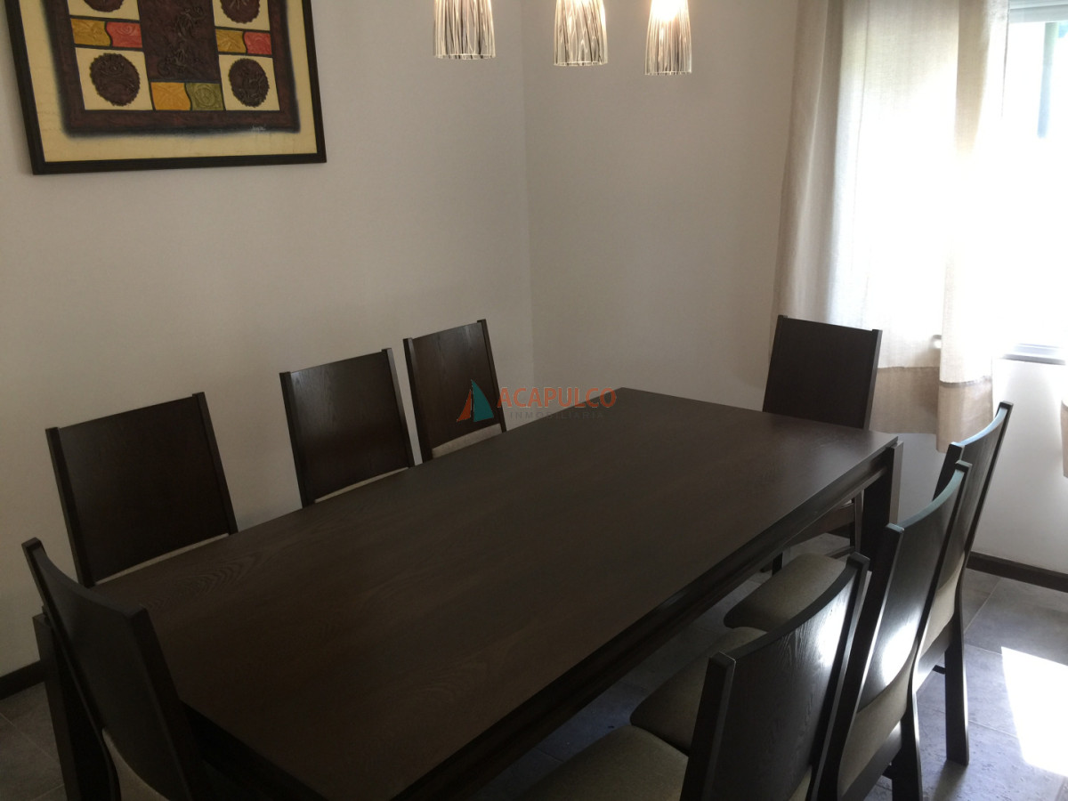 Casa ID.6385 - Casa en Pinares - 4 Dormitorios 4 Baños