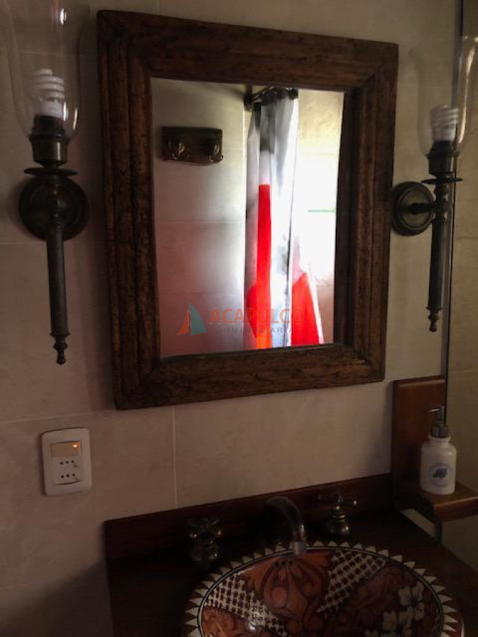 Casa ID.2044 - Casa en Mansa, 6 dormitorios  - piscina climatizada