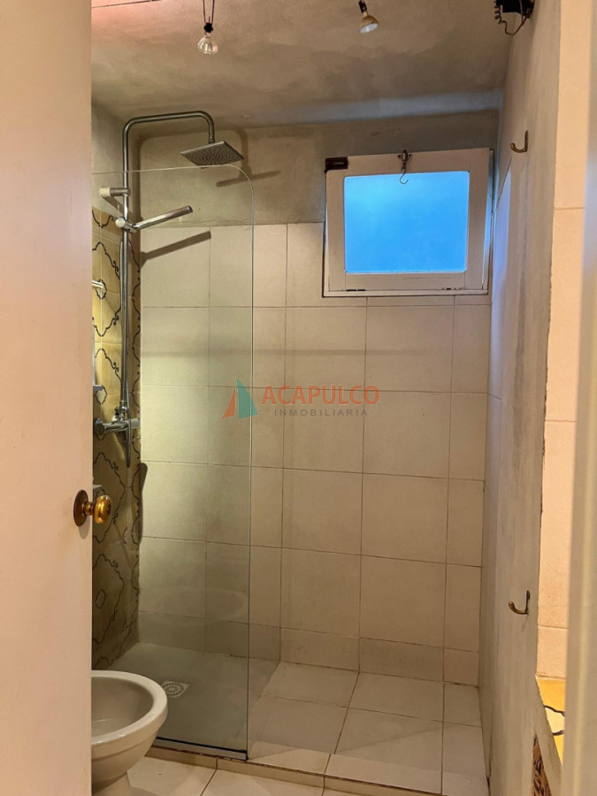 Casa ID.4722 - CASA EN PINARES 4 DORMITORIOS CON PISCINA