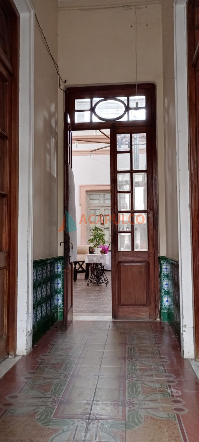 Apartamento ID.4741 - Casa + 8 Apartamentos Venta - Salto Centro 