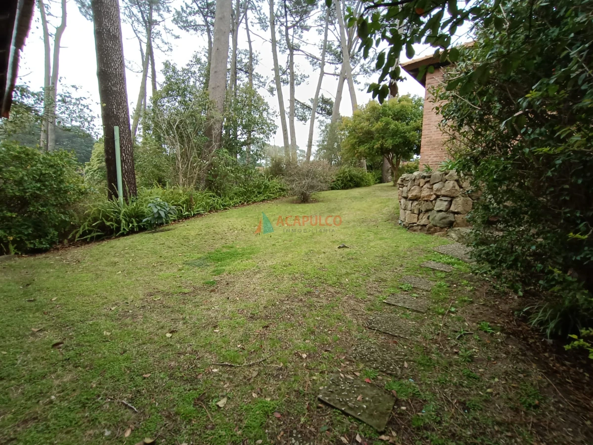 Casa Ref.2105/CASA-VENTA-PUNTA-DEL-ESTE---3-DORMITORIOS-PISCINA - CASA VENTA PUNTA DEL ESTE   3 DORMITORIOS PISCINA