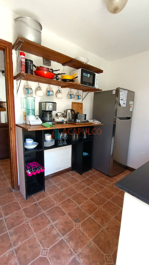 Casa Ref.2459 - Venta de cómoda casa en La Barra - 3 dormtiorios y 2 baños