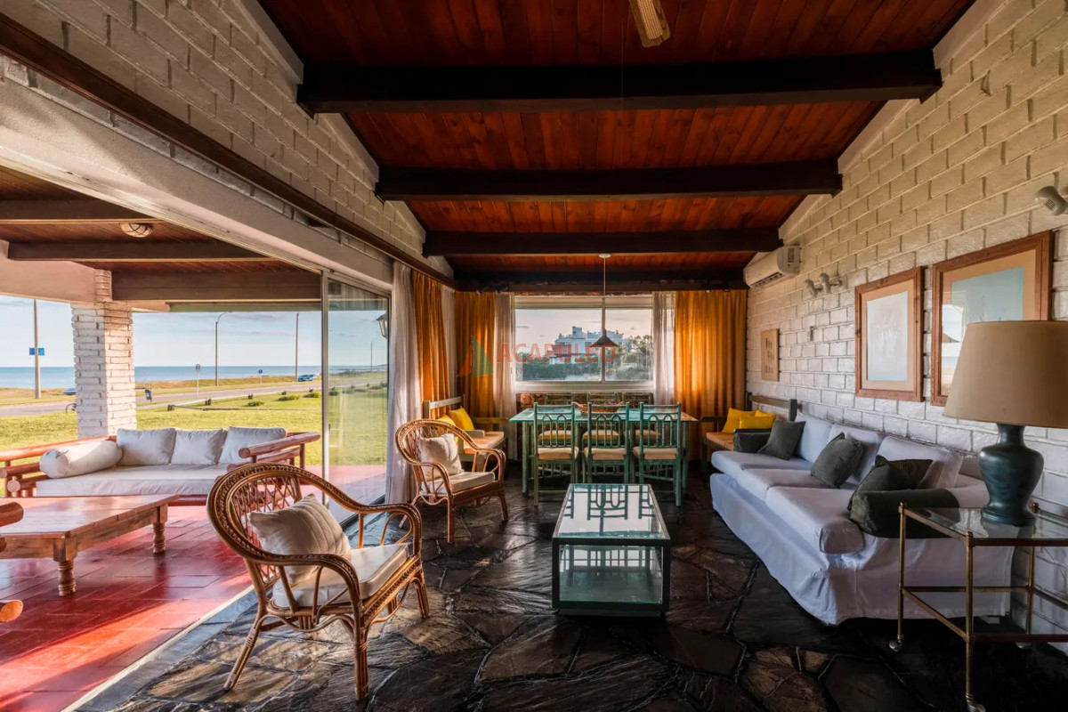 Casa ID.2100 - PLAYA MANSA VISTA AL MAR 