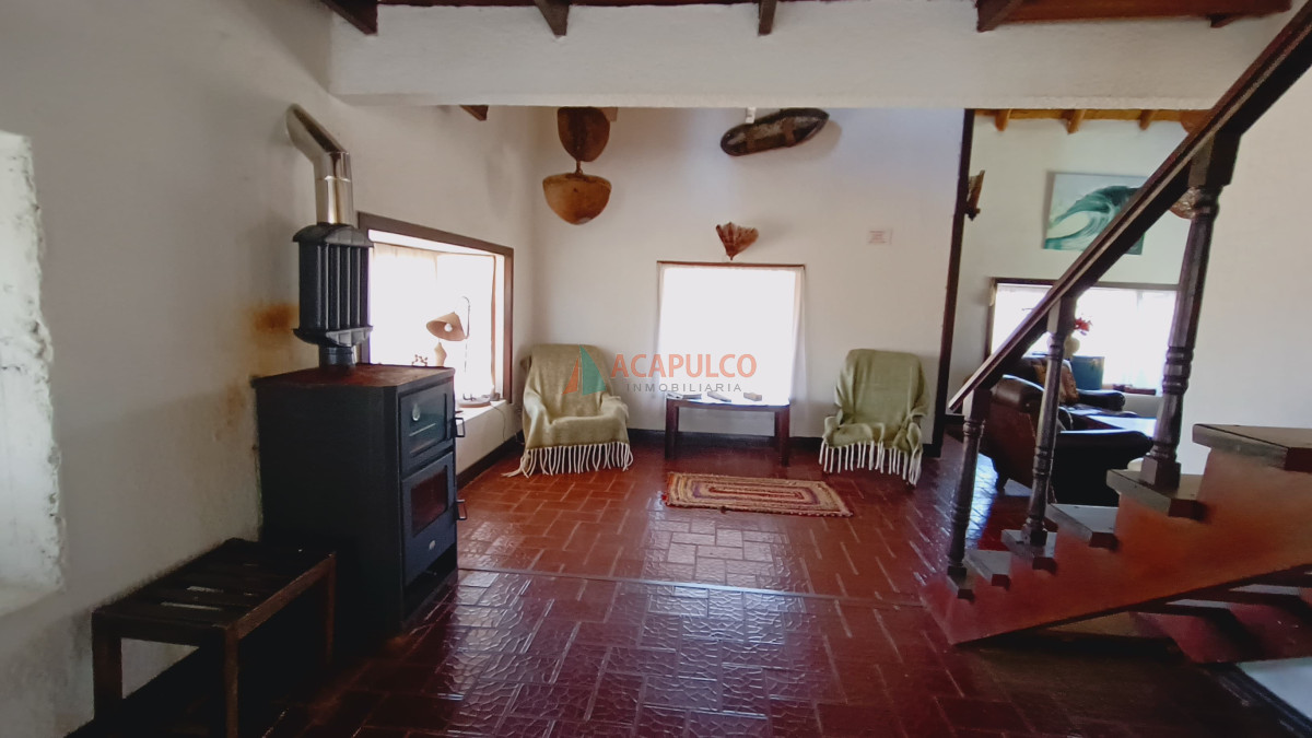 Casa Ref.2443 - Casa en Balneario Buenos Aires, 4 dormitorios 