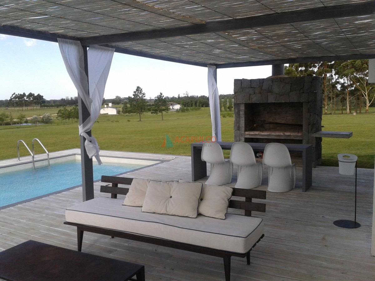 Casa ID.6335 - CASA EN VENTA BARRIO PRIVADO LA BARRA