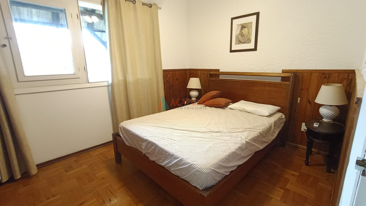 Apartamento ID.4488 - Venta de gran casa, 5 dormtiorios, piscina, barbacoa y playroom