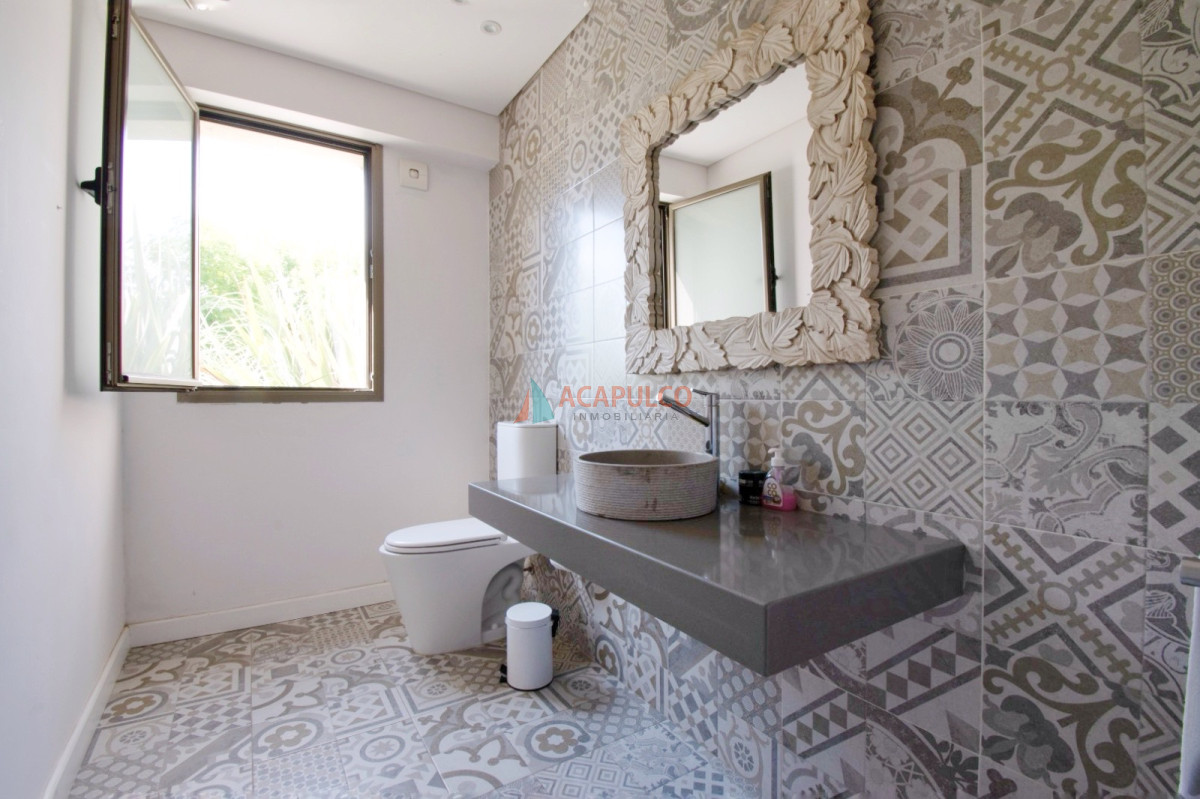 Casa ID.6130 - Venta Casa Barrio Privado  4 dormitorios, barbacoa cerrada, piscina climatizada, jacuzzi, sauna y gimnasio