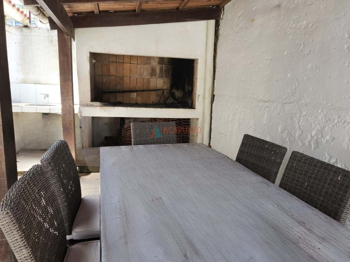 Casa Ref.6308/Casa-con-piscina-y-jacuzzi-a-1-cuadra-de-la-playa-Parada-25-de-la-Mansa - Casa con piscina y jacuzzi a 1 cuadra de la playa Parada 25 de la Mansa