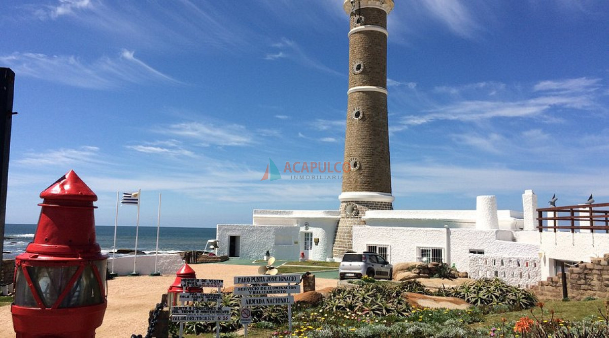 Casa ID.4275 - CASA JOSE IGNACIO   VISTA AL MAR  Venta y Alquiler