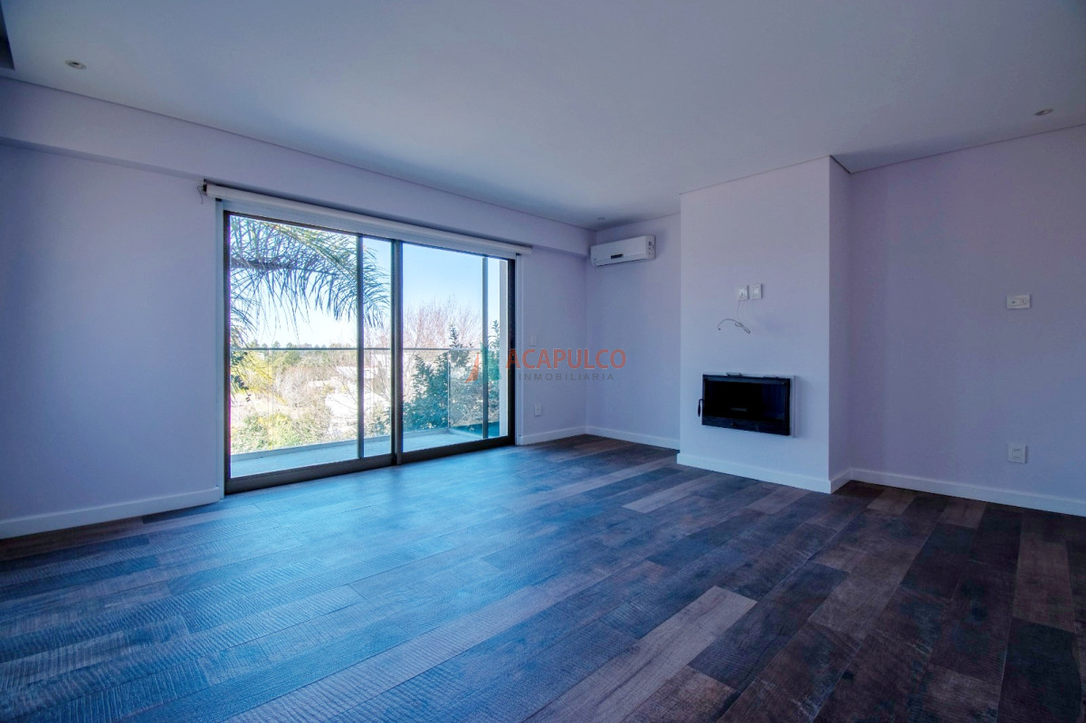 Casa ID.6184 - Venta Casa Barrio Privado  4 dormitorios, barbacoa cerrada, piscina climatizada, jacuzzi, sauna y gimnasio