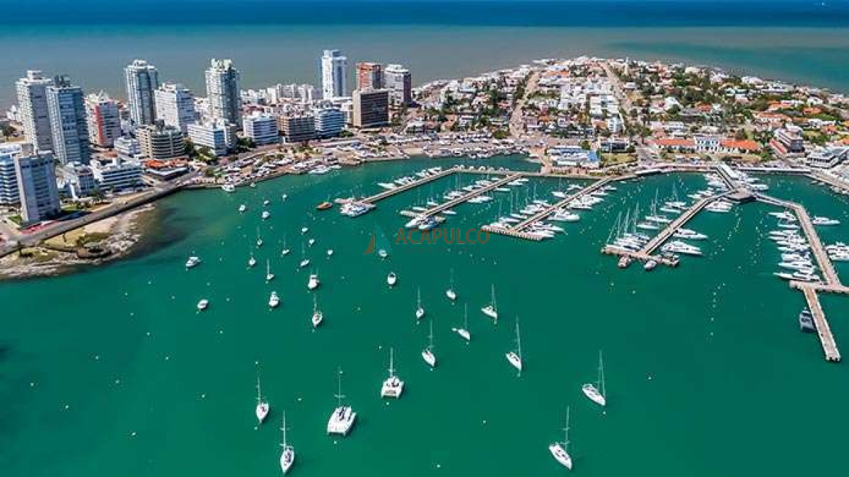 Casa ID.2227 - CASA A LA VENTA ZONA BRAVA A METROS DEL MAR ALQUILO VENDO