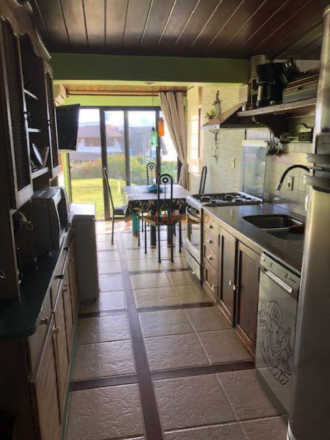 Casa ID.2044 - Casa en Mansa, 6 dormitorios  - piscina climatizada