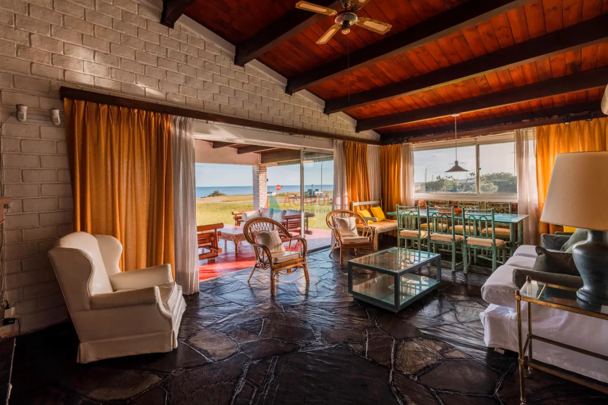 Casa ID.2100 - PLAYA MANSA VISTA AL MAR 