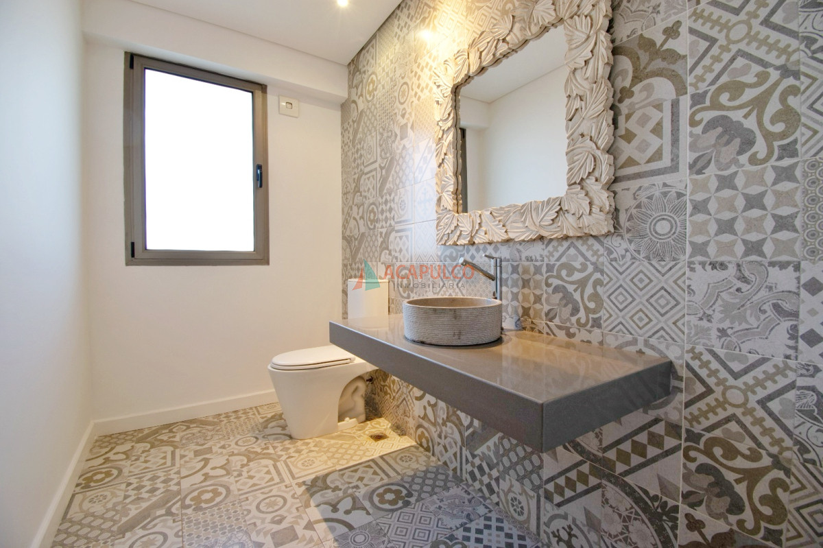 Casa ID.6184 - Venta Casa Barrio Privado  4 dormitorios, barbacoa cerrada, piscina climatizada, jacuzzi, sauna y gimnasio
