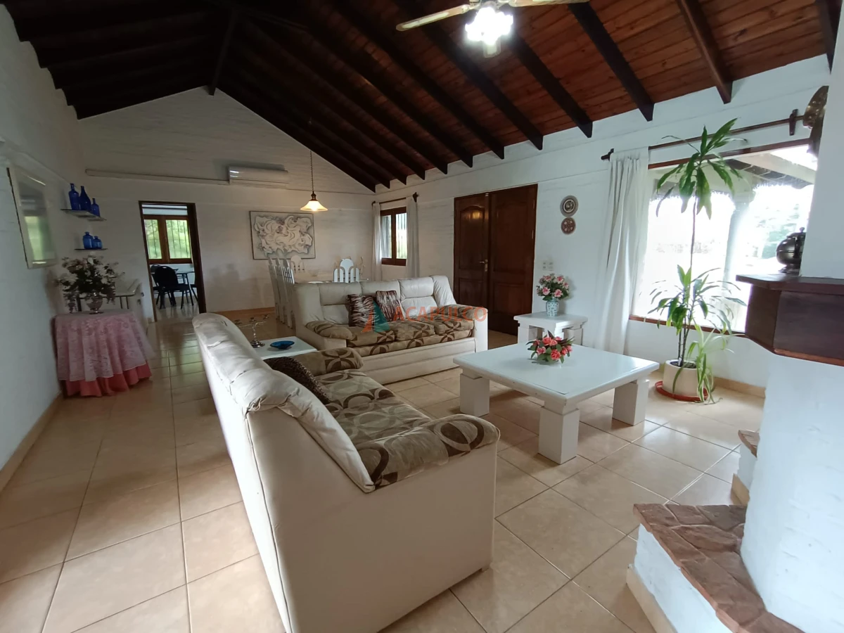 Casa Ref.2105/CASA-VENTA-PUNTA-DEL-ESTE---3-DORMITORIOS-PISCINA - CASA VENTA PUNTA DEL ESTE   3 DORMITORIOS PISCINA