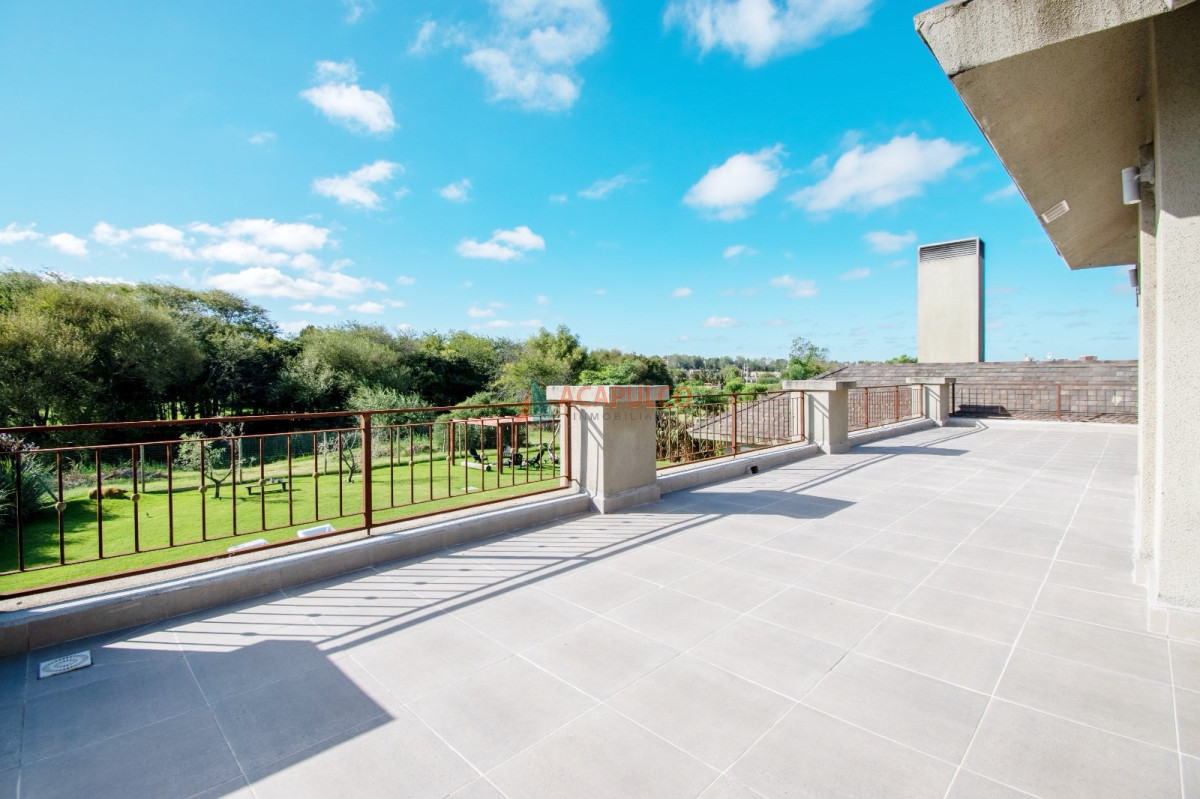 Casa ID.5190 - Venta Casa 4 dormitorios Barrio Privado